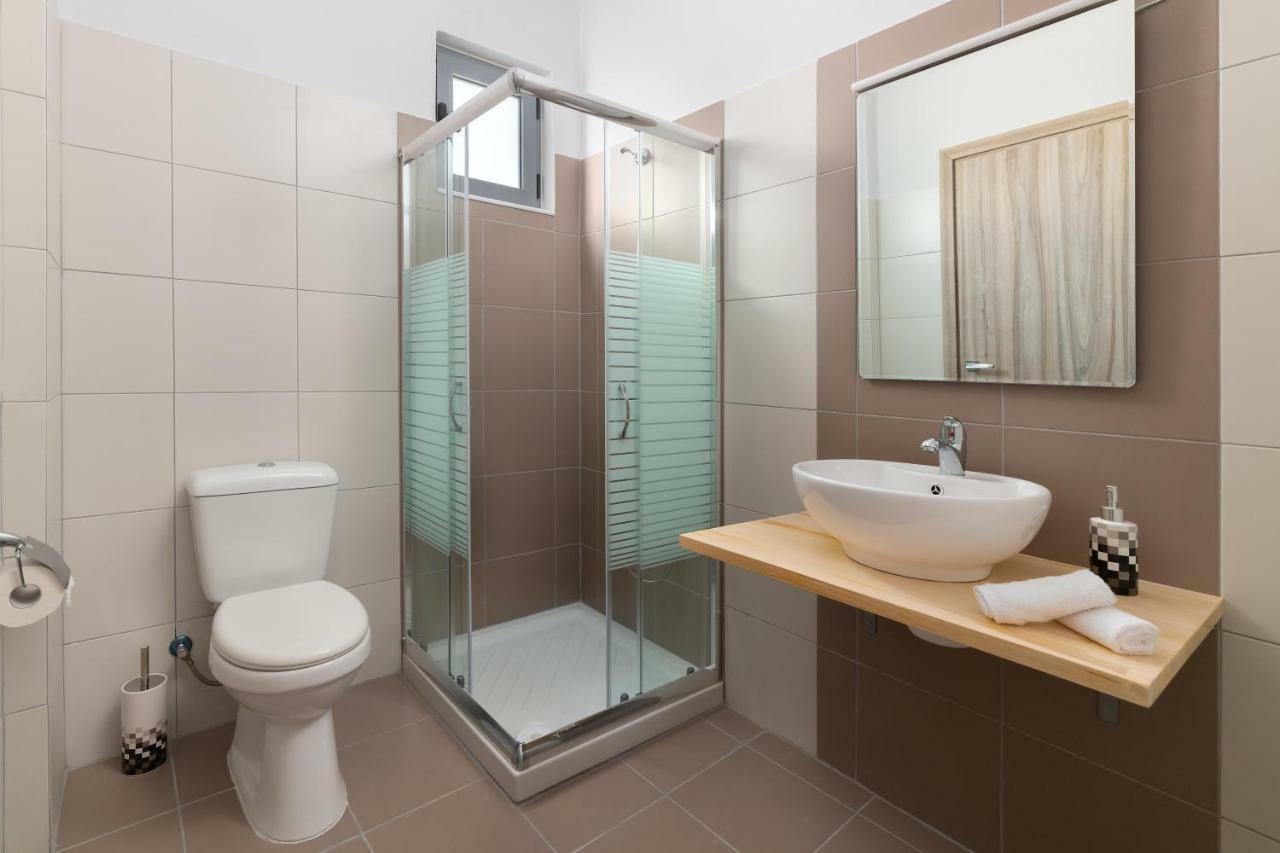 Ble Azzure Apartment Gennadi Ngoại thất bức ảnh